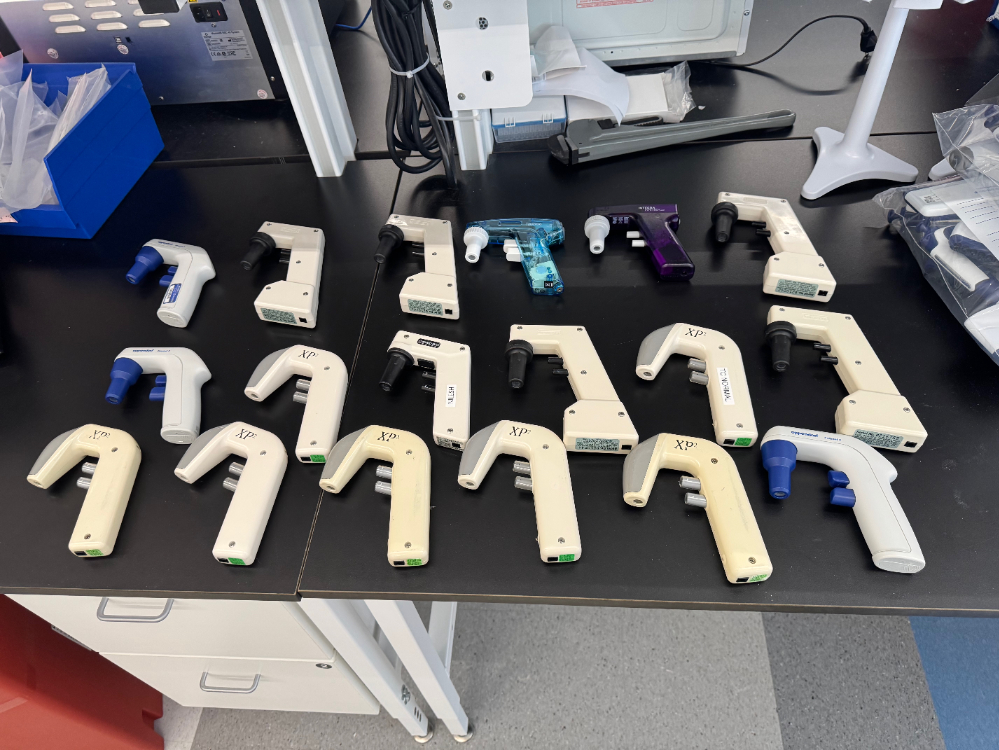 Image of Pipet Controllers - Quantity 2